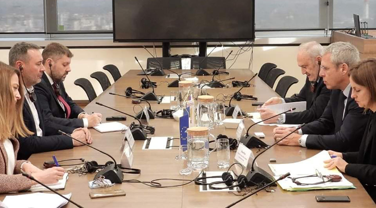 ПОДРШКА СКГО ДАЉОЈ САРАДЊИ ФРАНЦУСКИХ И СРПСКИХ ГРАДОВА И ОПШТИНА